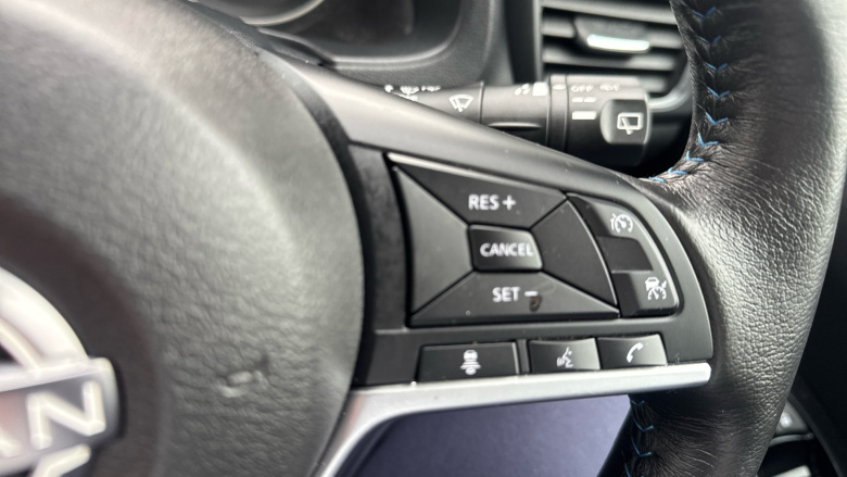 Nissan LEAF 160kW e+ N-Connecta 59kWh 5dr Auto Electric Hatchback